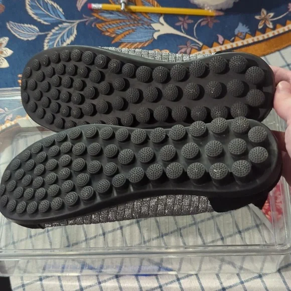 Rock Spring flats - Picture 3 of 3